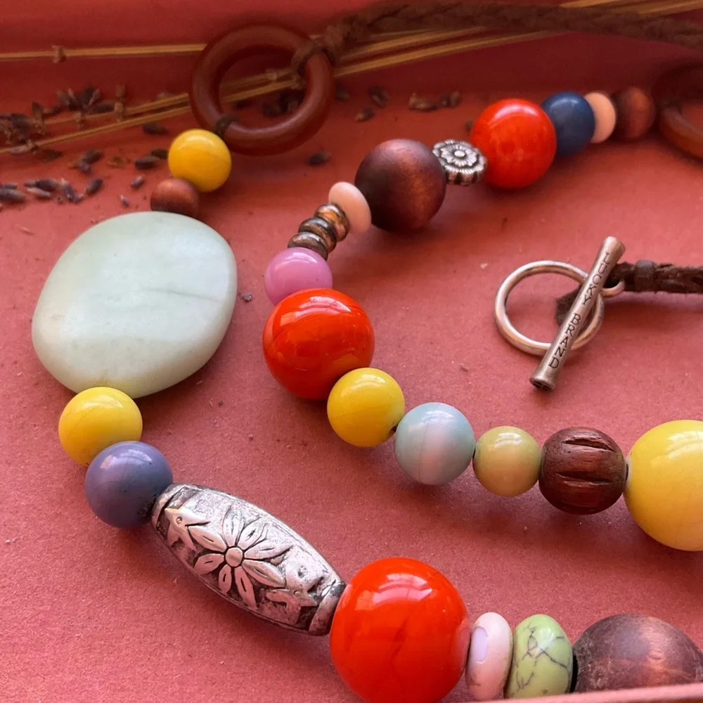 Lucky Brand Chunky Beaded Necklace - Picture 4 of 5